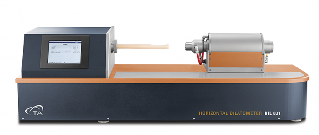 DIL831_Beauty_Front_OPEN-1