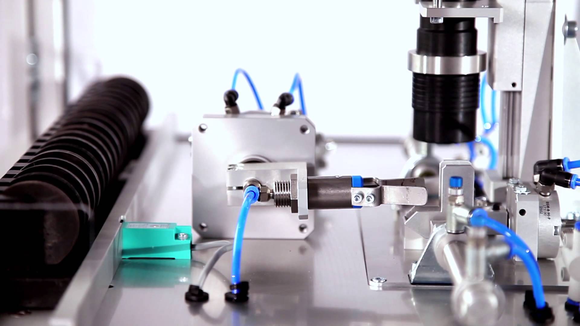 AHT: Automated Hardness Tester by TA Instruments - TA仪器